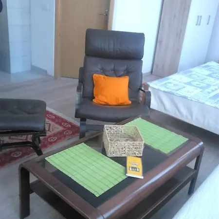 Klepo شقة *